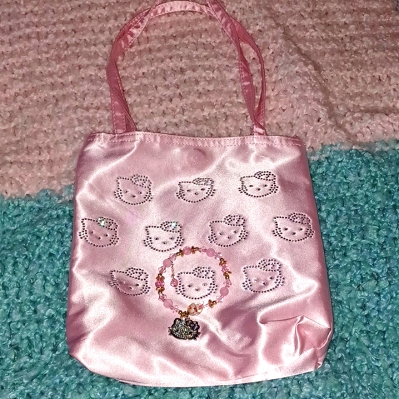 Hello Kitty's Pink Satin 💗 Purse and Bracelet - Picture 2 of 6